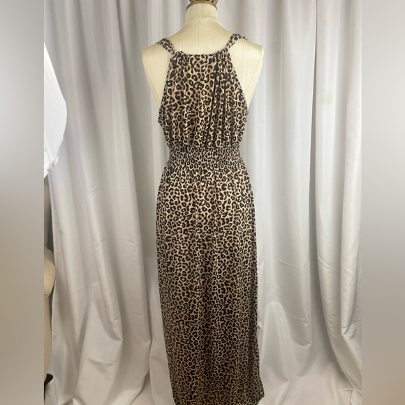 Suzy Shier Leopard V-Neck Maxi Dress - Stretchy, Size Large - Picture 5 of 9